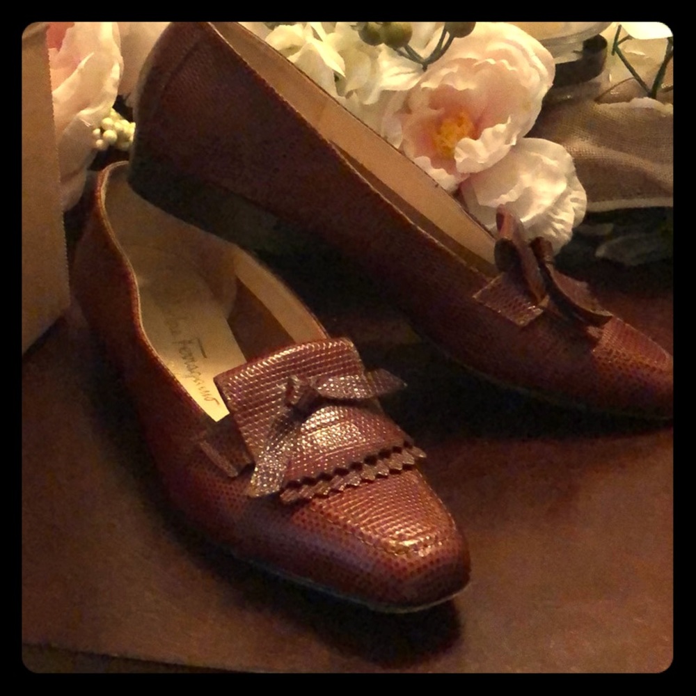 Salvatore Ferragamo brown loafers flats